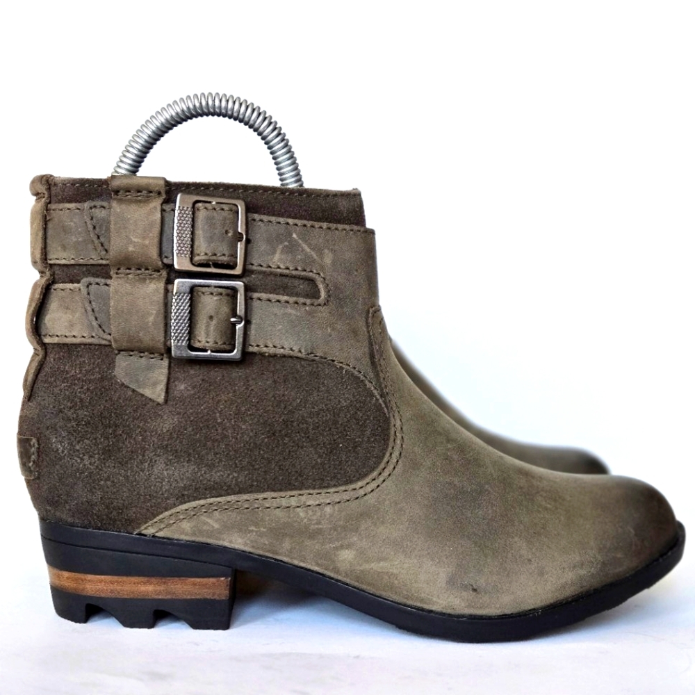 Sorel Lolla Waterproof Leather Suede Double Buckle Taupe Ankle Boot